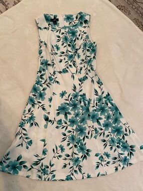 Sleeveless White Midi Dress with Teal Floral Print